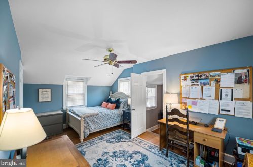 5 Lexington Ave, Pittsburgh PA 15215-3218 exterior