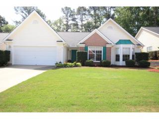 526 Suwanee East Dr, Lawrenceville GA  30043-1404 exterior