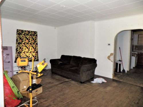 1031 James Ave, Meskegon MI 49442-2135 exterior