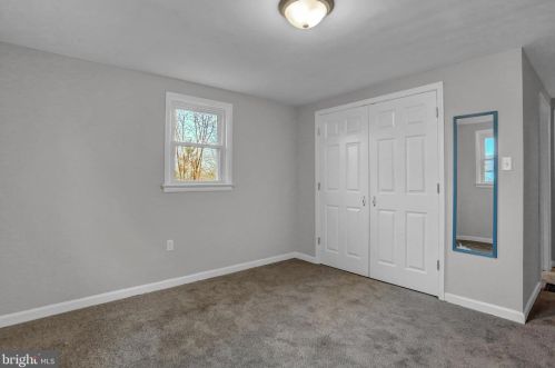 365 Clover Ln, Hanover PA 17331-4304 exterior