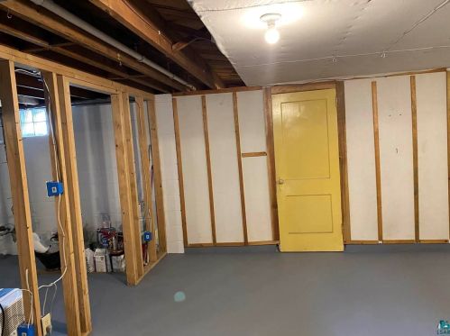 4423 Mcculloch St, Duluth MN 55804-1937 exterior