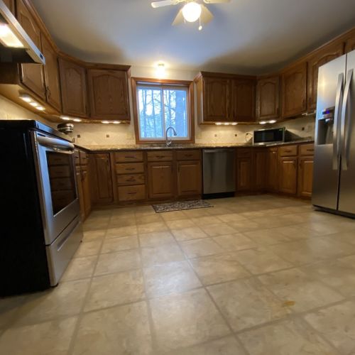 14 Brookwood Dr, Concord NH 03301-1800 exterior