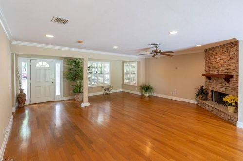 5261 Coral Wood Dr, Naples, FL 34119-1453