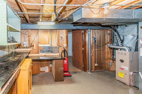 512 Dilger Ave, Waukegan IL 60085-6002 exterior