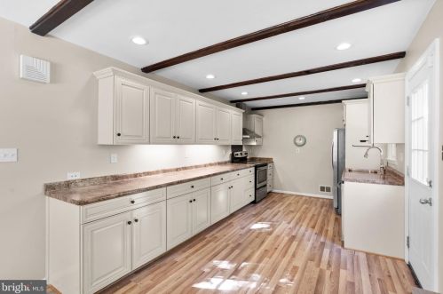 13105 Hathaway Dr, Silver Spring MD 20906-3727 exterior