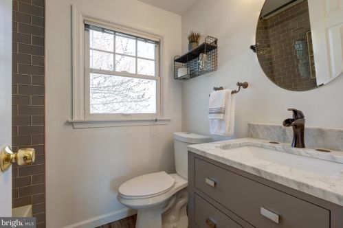 10422 Gatewood Ter, Silver Spring MD 20903-1508 exterior