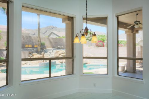 14024 8th Pl, Phoenix AZ 85014-2101 exterior