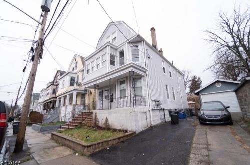 166 Laurel Ave, Irvington NJ  07111-1309 exterior