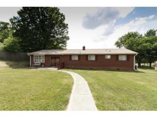 820 Sellars Ml Rd, Burlington NC  27217-3141 exterior