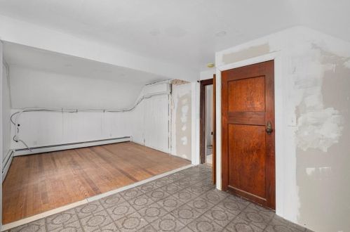 22 Oakland Ave, Providence RI  02919-4307 exterior