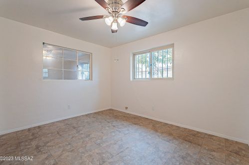 817 District St, Tucson AZ 85714-1105 exterior