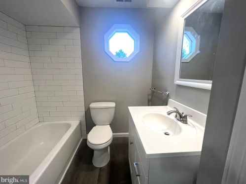 238 Chippewa Trl, Browns Mills NJ 08015-6455 exterior