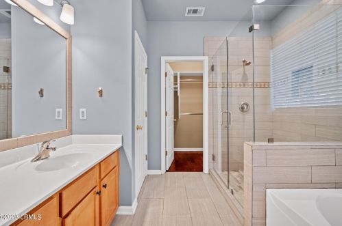 165 Pinecrest Dr, Bluffton SC 29910-7803 exterior