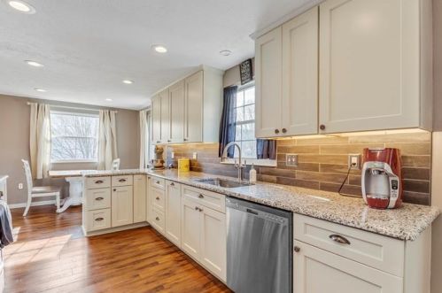 208 Darnley Dr, Moon Twp PA 15108-9753 exterior