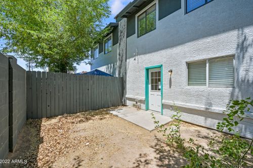 5010 22nd Ave, Phoenix AZ 85015-3171 exterior