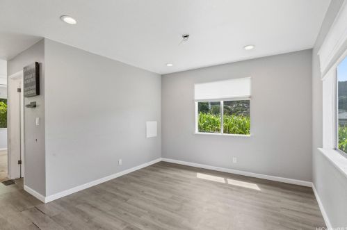 2449 Kula Kolea Dr, Honolulu HI 96819-2825 exterior