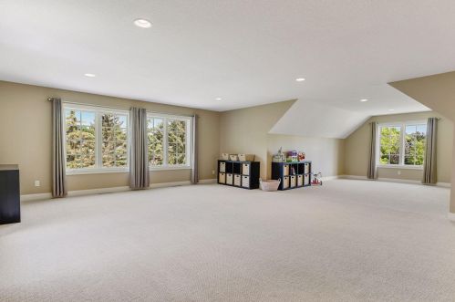 6585 Hillstrom Rd, Maple Plain MN 55359-8748 exterior