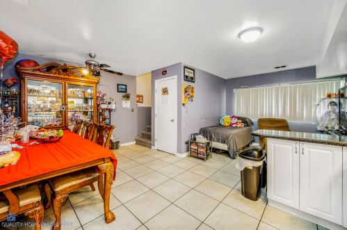 3441 Kenton Ave, Chicago IL 60652-2008 exterior