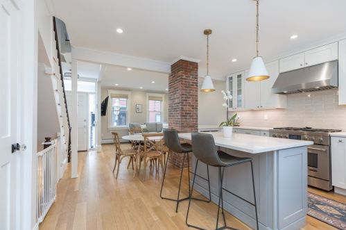 36 Pleasant St, Boston, MA