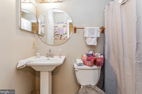 5349 Call Pl, Washington DC 20019-6340 exterior