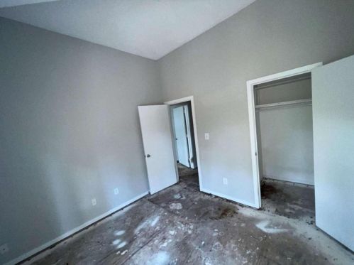 5806 Par 4 Ct, Lithonia GA 30038-1808 exterior