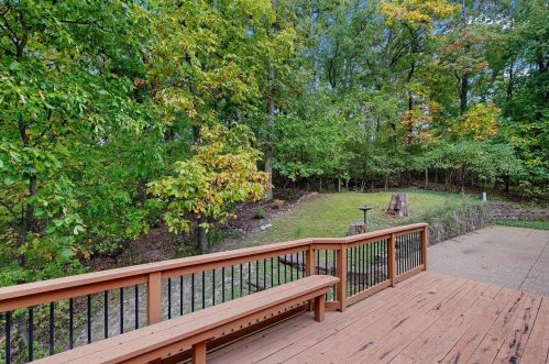 4607 Forest Valley Dr, Saint Louis MO 63128-3431 exterior