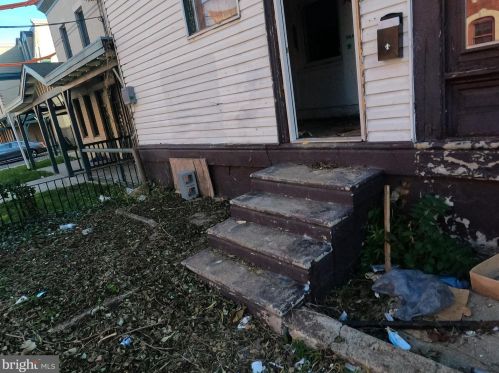 2715 11 St, Philadelphia PA 19123-3322 exterior