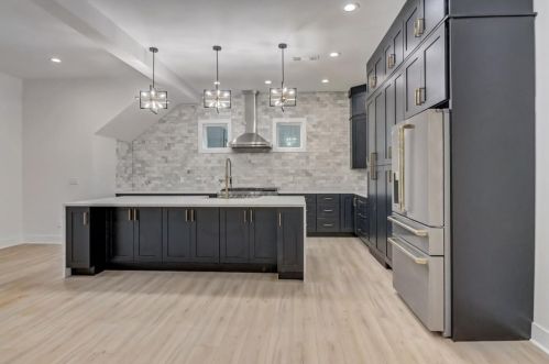 34 Candler Rd, Atlanta GA 30317-3435 exterior