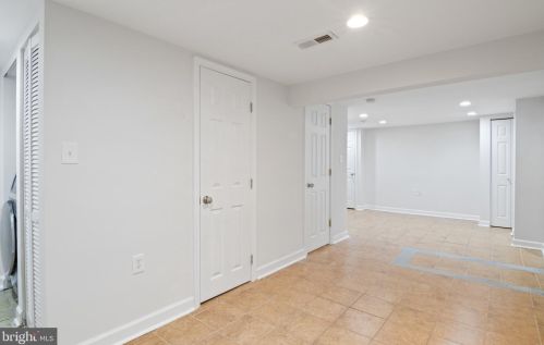 5120 Jay St, Washington DC 20019-5529 exterior