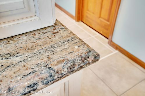 907 Ellison Ave, Point Pleasant Beach NJ 08742-2934 exterior