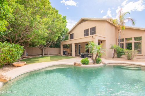 15609 7th St, Phoenix, AZ 85022-3518