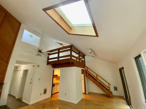 424 Trailsend Dr, Torrington CT 06790-2212 exterior