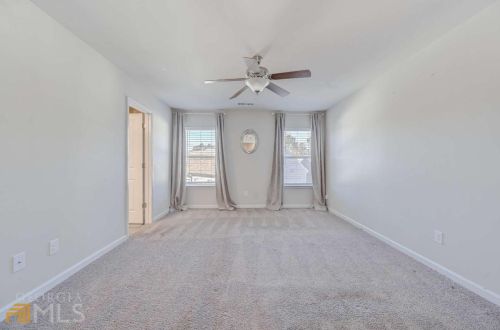 4933 Lower Elm St, Atlanta GA 30349-1677 exterior