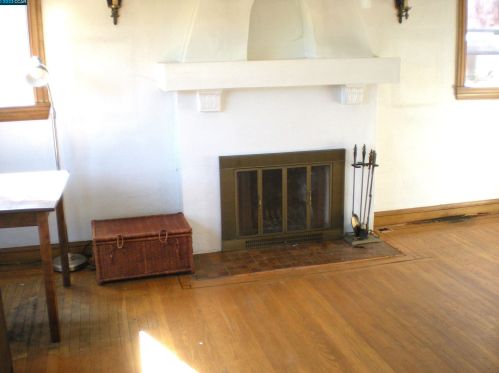 2424 Curtis, Berkeley CA 94702-2037 exterior