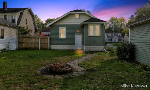 1365 Johnston St, Grand Rapids MI 49507-2828 exterior