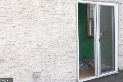 2029 Ellsworth St, Philadelphia PA 19146-3010 exterior