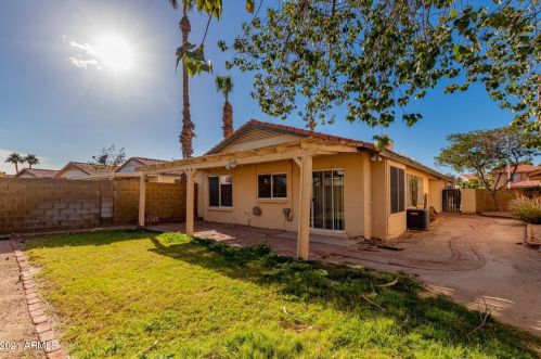 9443 44th St, Phoenix AZ 85032-3445 exterior