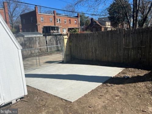 432 Orange St, Washington DC  20032-1622 exterior