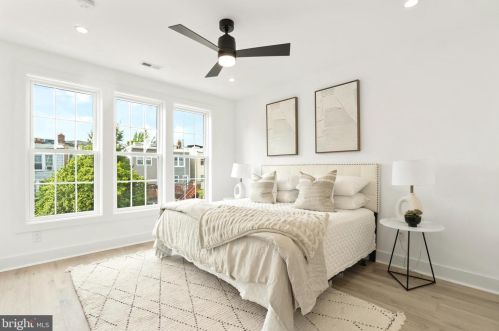 829 Decatur St, Washington DC  20017-3918 exterior