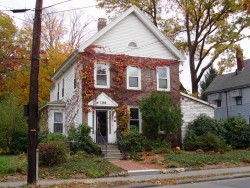 1116 Walnut St, Newton, MA 02461-1264