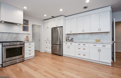 168 Forest Hill Rd, Town Center NJ  07052-3958 exterior