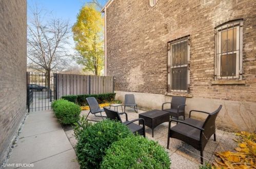 1134 Wolcott Ave, Chicago IL  60622-3711 exterior