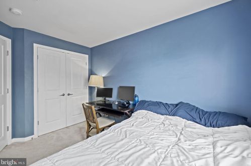 3923 Old Dominion Blvd, Alexandria VA 22305-1559 exterior