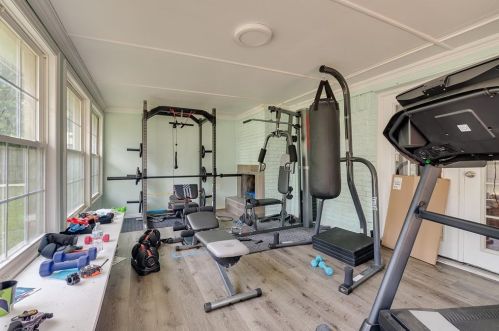 2108 11 St, Irving TX 75060-3529 exterior