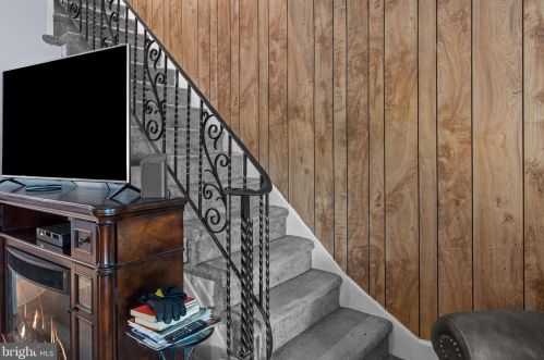 3330 Cottman Ave, Philadelphia PA 19149-1601 exterior