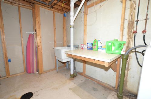 4115 Tacoma St, Springfield OH  45503-6333 exterior