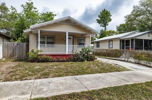 219 Emily St, Tampa, FL 33603-5722