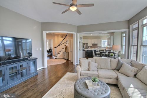 405 Great Falls Rd, Rockville MD  20850-2883 exterior