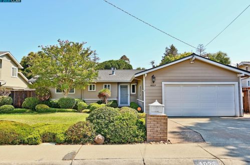 4027 Sacramento St, Concord, CA 94521-1040