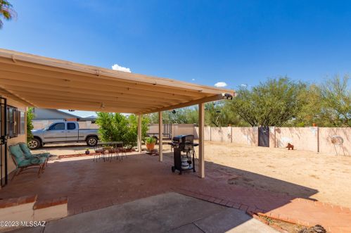 7313 Camino De La Tierra, Tucson AZ  85746-8300 exterior